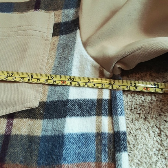 NWT Women's Long Khaki & Plaid Flannel Shacket Button Front Relaxed Fit M - Picture 11 of 13